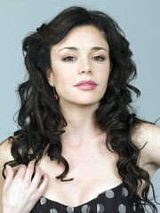 Flora Martinez nude .